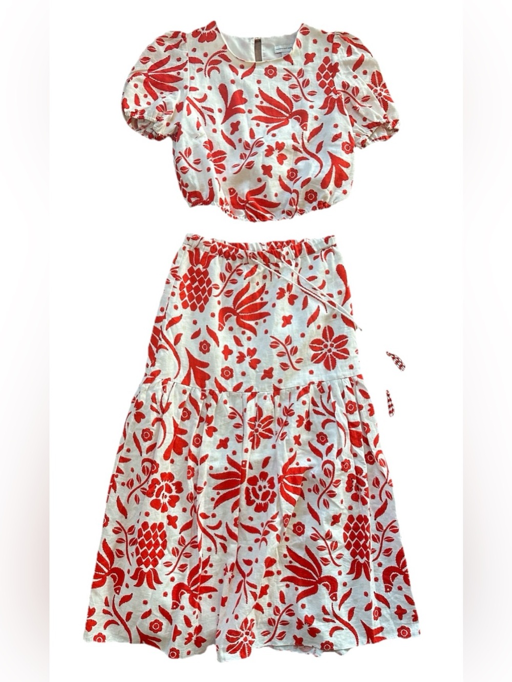 NEW Cupcakes & Cashmere Linen Tiered Maxi Skirt Crop Top Set White Red Floral XS - Picture 2 of 8